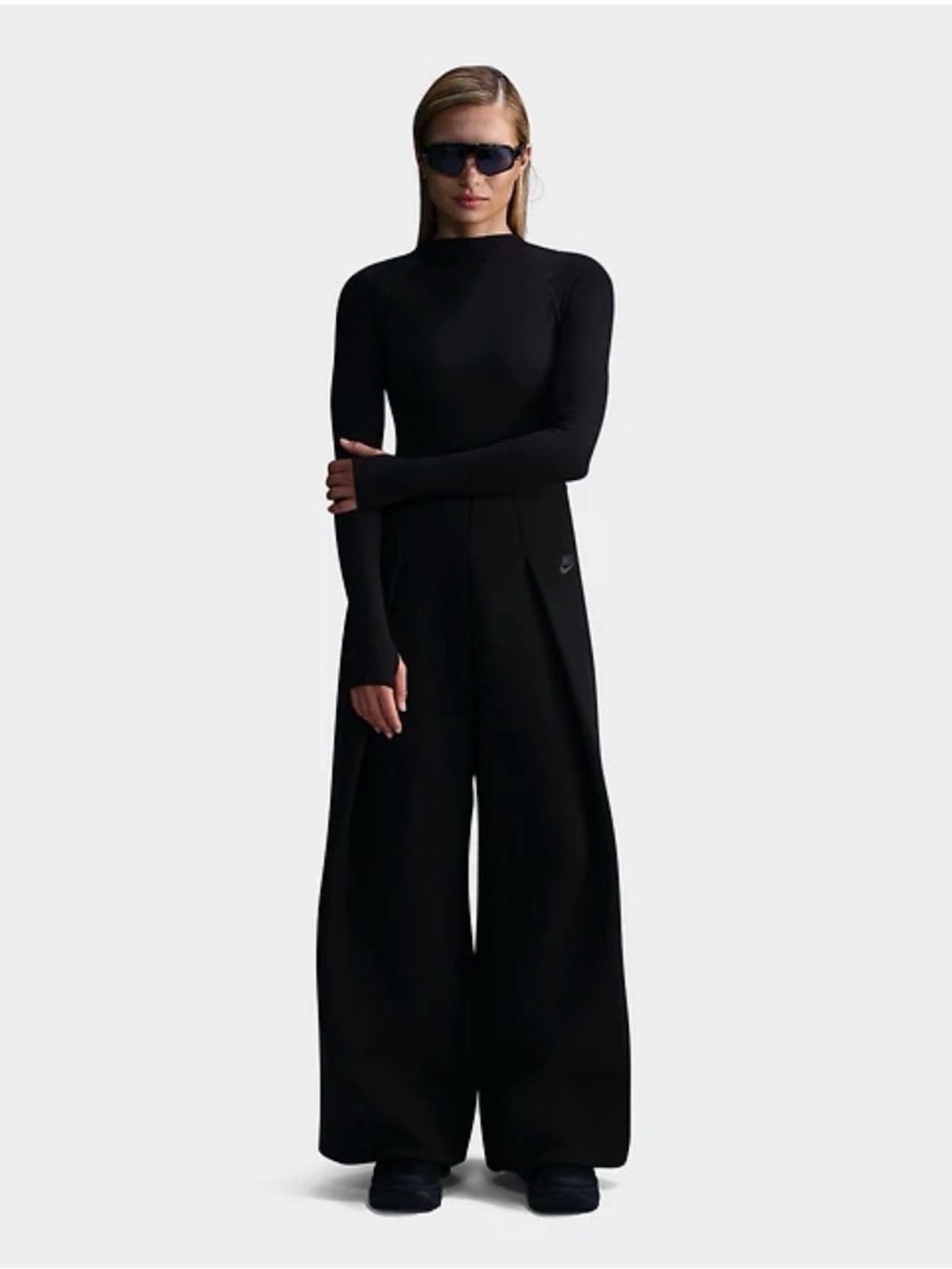 Nike Women’s Black HighWaisted Wide-Leg Pants